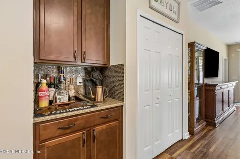 2412 Caney Oaks Drive Jacksonville FL 32218
