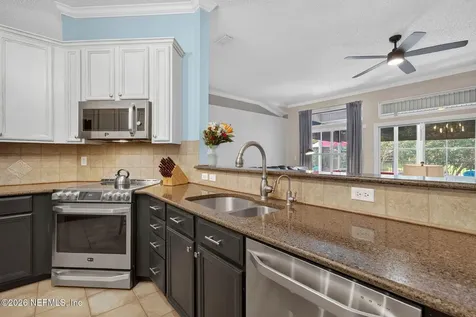 521 Grand Parke Drive St. Johns FL 32259