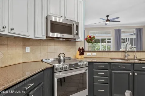 521 Grand Parke Drive St. Johns FL 32259