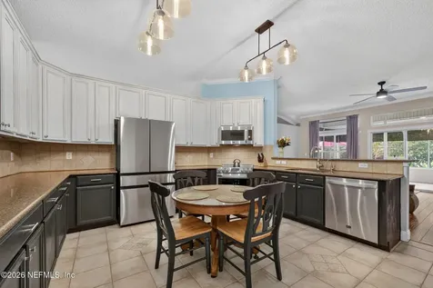 521 Grand Parke Drive St. Johns FL 32259