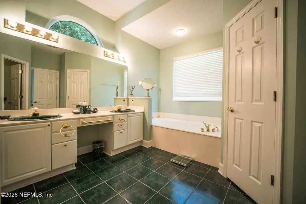 3833 Brampton Island Court N Jacksonville FL 32224