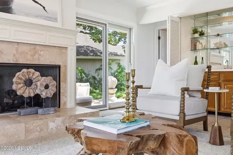 74 Village Walk Lane Ponte Vedra Beach FL 32082