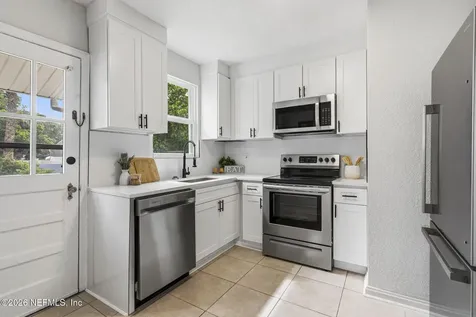 4515 Pinewood Avenue Jacksonville FL 32207