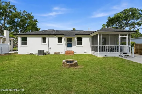 4515 Pinewood Avenue Jacksonville FL 32207
