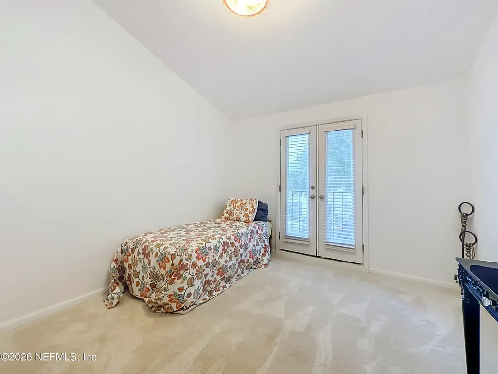 13715 Richmond Park Drive N Jacksonville FL 32224