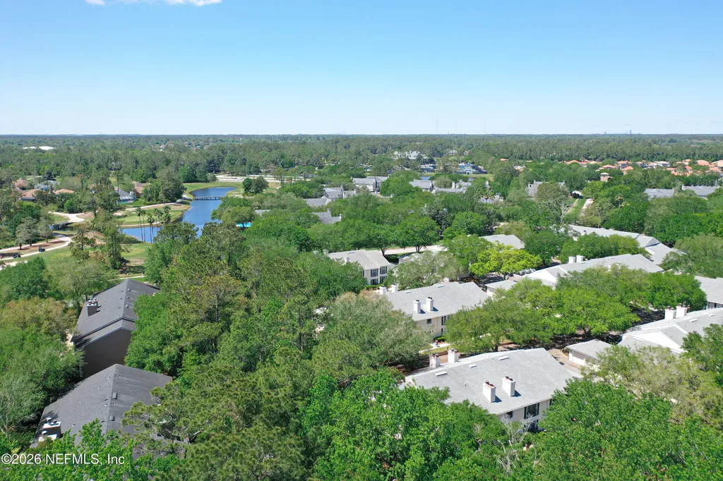 13715 Richmond Park Drive N Jacksonville FL 32224