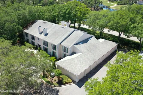 13715 Richmond Park Drive N Jacksonville FL 32224