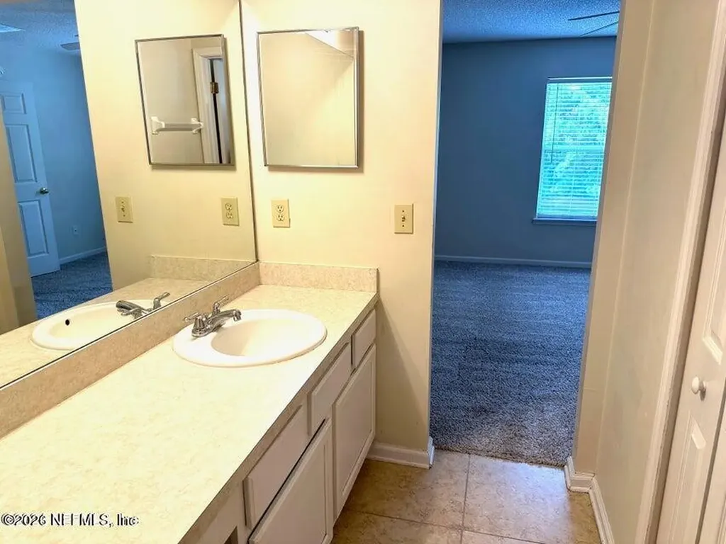 155 Southern Bridge Boulevard Jacksonville FL 32259