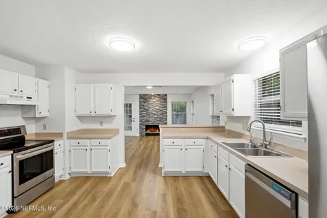 10742 Orchard Walk Place W Jacksonville FL 32257