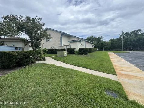 1904 Challenger Court E Jacksonville FL 32233