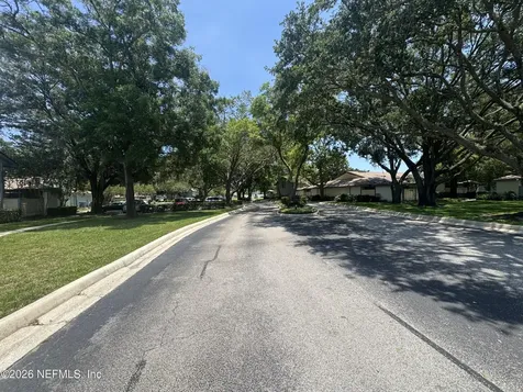 1904 Challenger Court E Jacksonville FL 32233