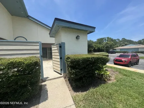 1904 Challenger Court E Jacksonville FL 32233