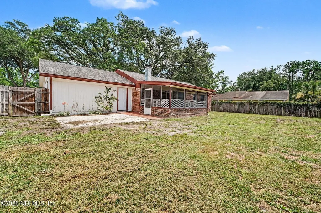 8574 Blackberry Lane E Jacksonville FL 32244