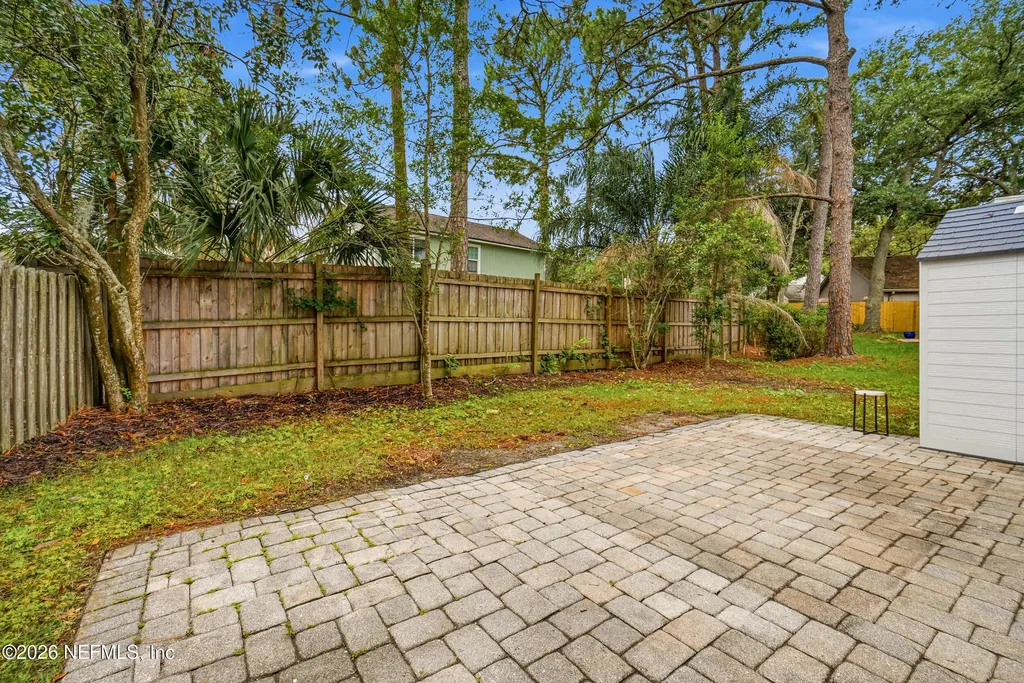 2004 St Martins Drive E Jacksonville FL 32246