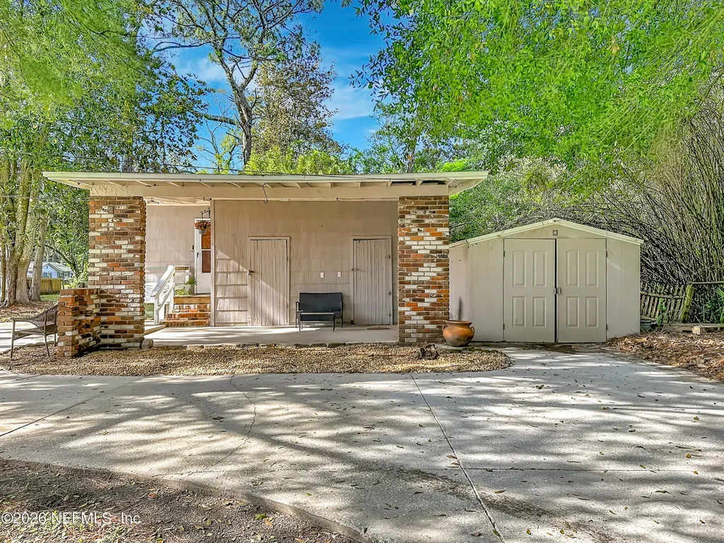 1910 Hilltop Boulevard Jacksonville FL 32246