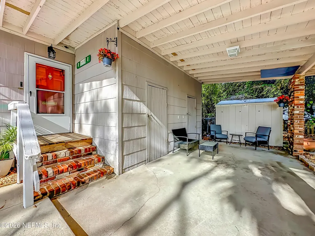 1910 Hilltop Boulevard Jacksonville FL 32246