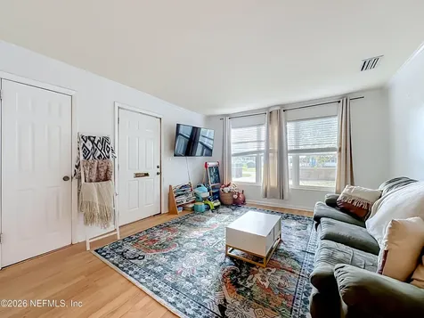 1910 Hilltop Boulevard Jacksonville FL 32246