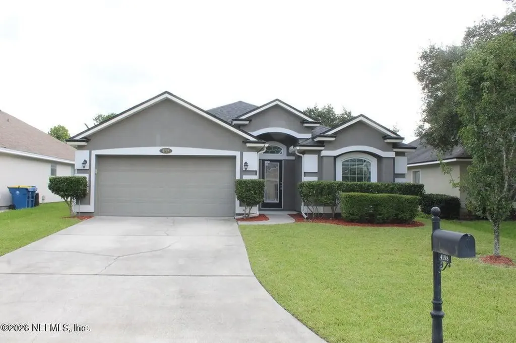 4198 Victoria Lakes Drive W Jacksonville FL 32226