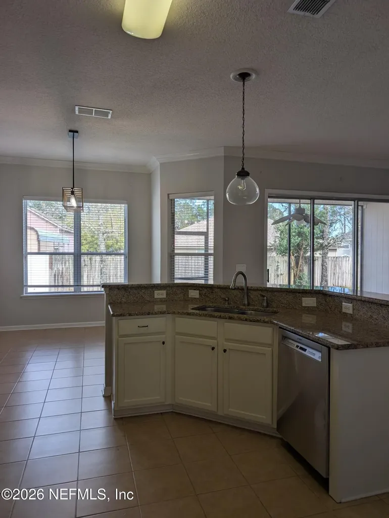 2219 Gardenmoss Green Cove Springs FL 32043