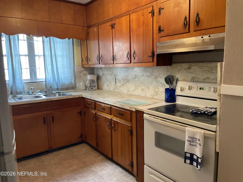1203 Mcconihe Street Jacksonville FL 32209
