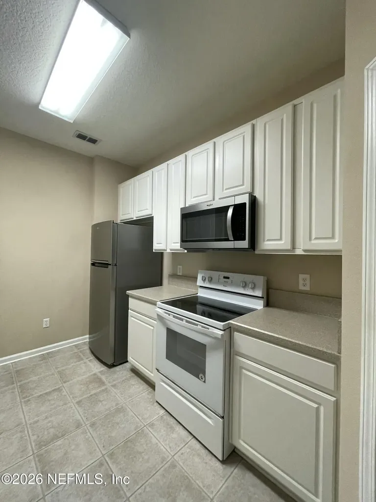 7801 Point Meadows Drive Jacksonville FL 32256