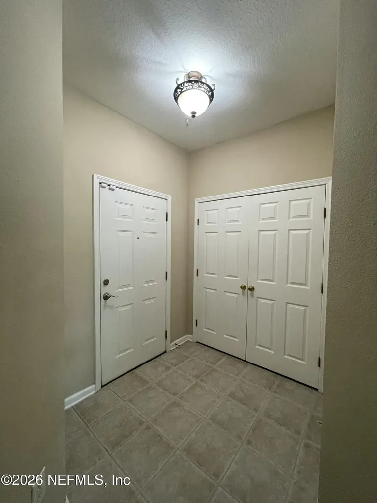 7801 Point Meadows Drive Jacksonville FL 32256