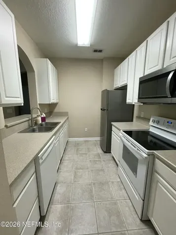 7801 Point Meadows Drive Jacksonville FL 32256