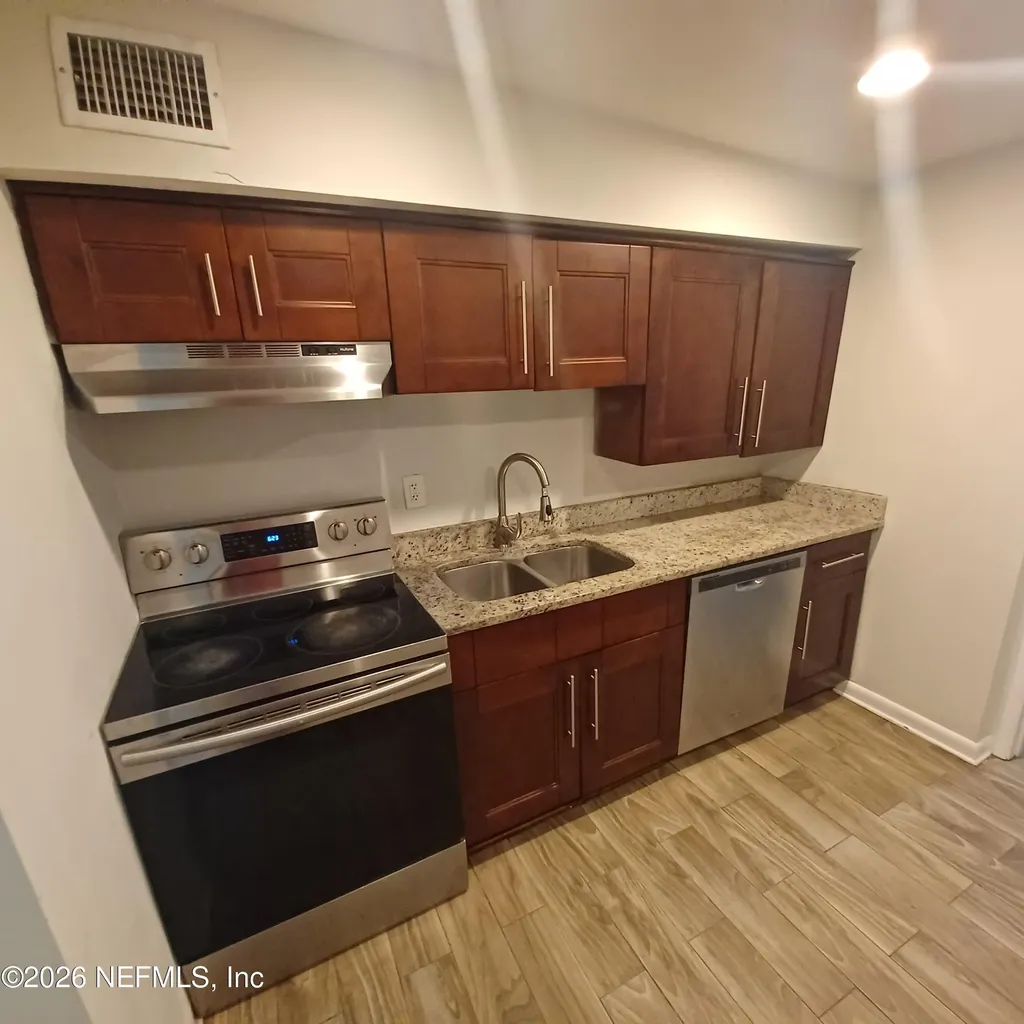 1868 Doyon Court Jacksonville FL 32210