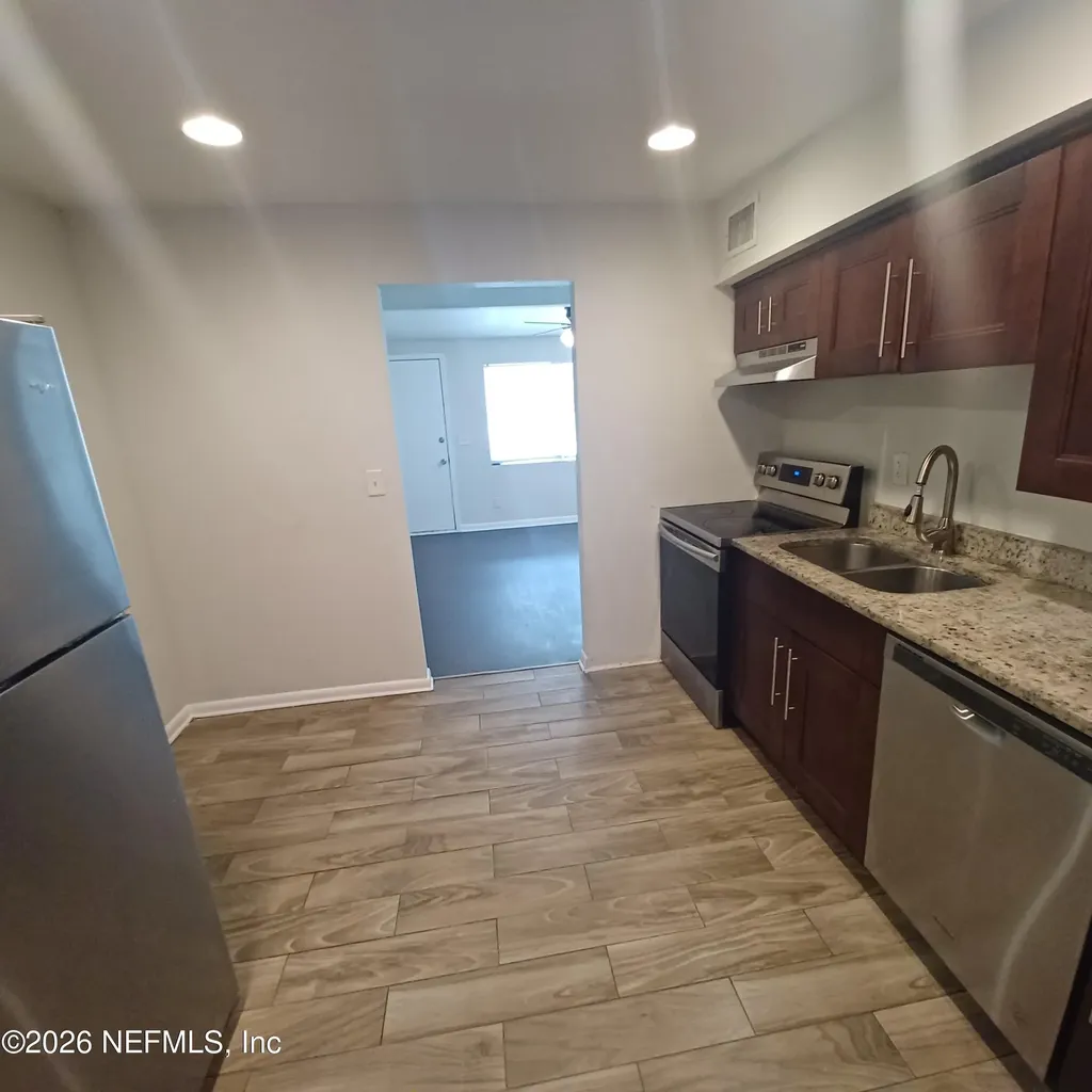 1868 Doyon Court Jacksonville FL 32210