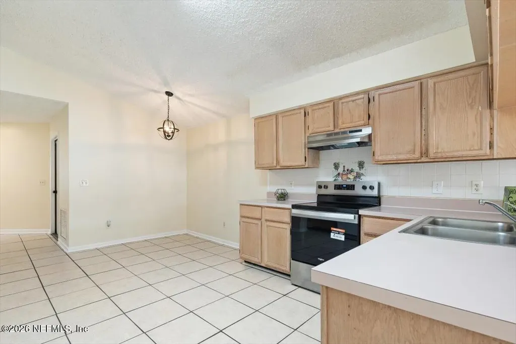 494 Filmore Drive Jacksonville FL 32225