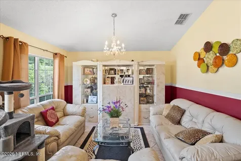 10165 Fawn Lake Court Jacksonville FL 32256