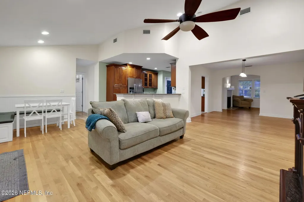 1536 Harbor Oaks Road Jacksonville FL 32207