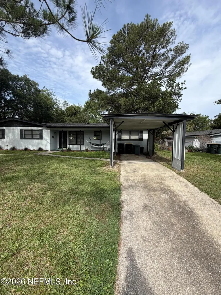 8114 Naranja Drive W Jacksonville FL 32217