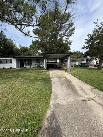 8114 Naranja Drive W Jacksonville FL 32217