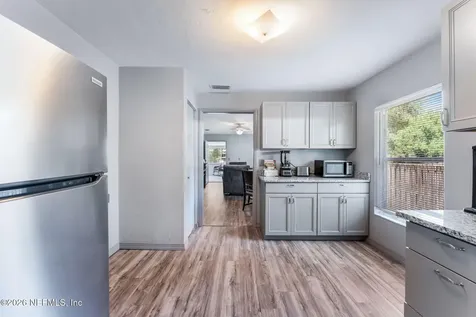 302 Park Avenue Hastings FL 32145