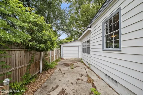 3023 Plum Street Jacksonville FL 32205