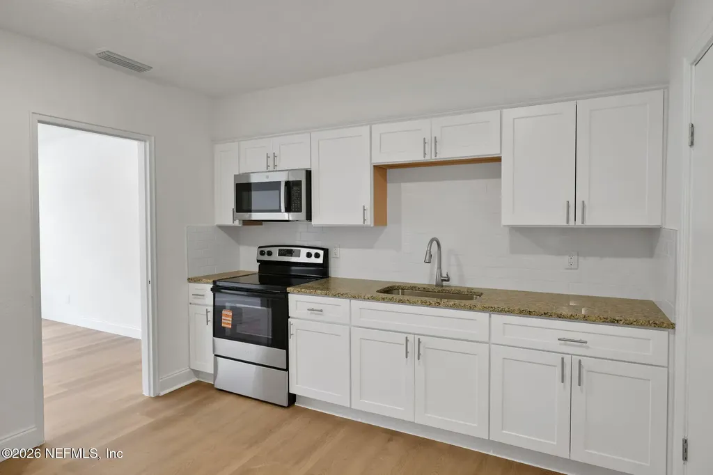 3701 Copper Circle E Jacksonville FL 32207