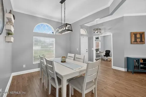 385 Lolly Lane St. Johns FL 32259