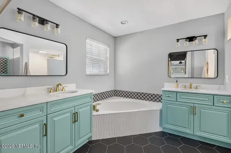 385 Lolly Lane St. Johns FL 32259