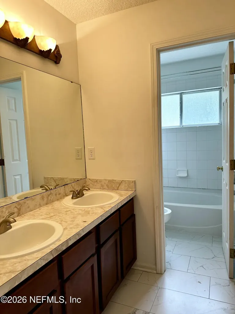 2298 Huckins Court Jacksonville FL 32225