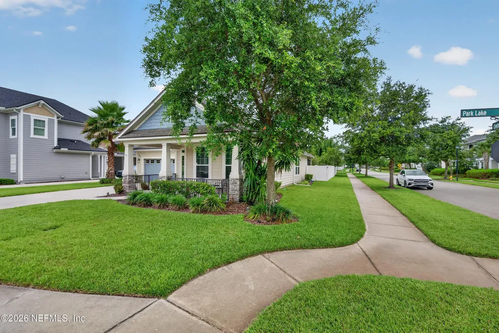 673 Park Lake Drive Ponte Vedra FL 32081