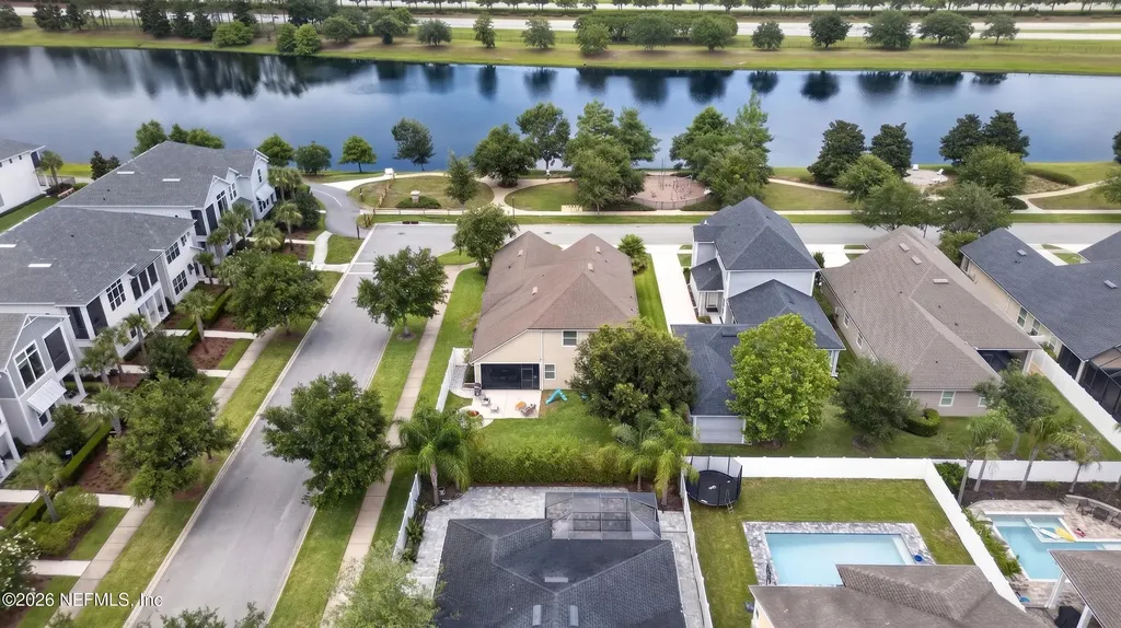 673 Park Lake Drive Ponte Vedra FL 32081