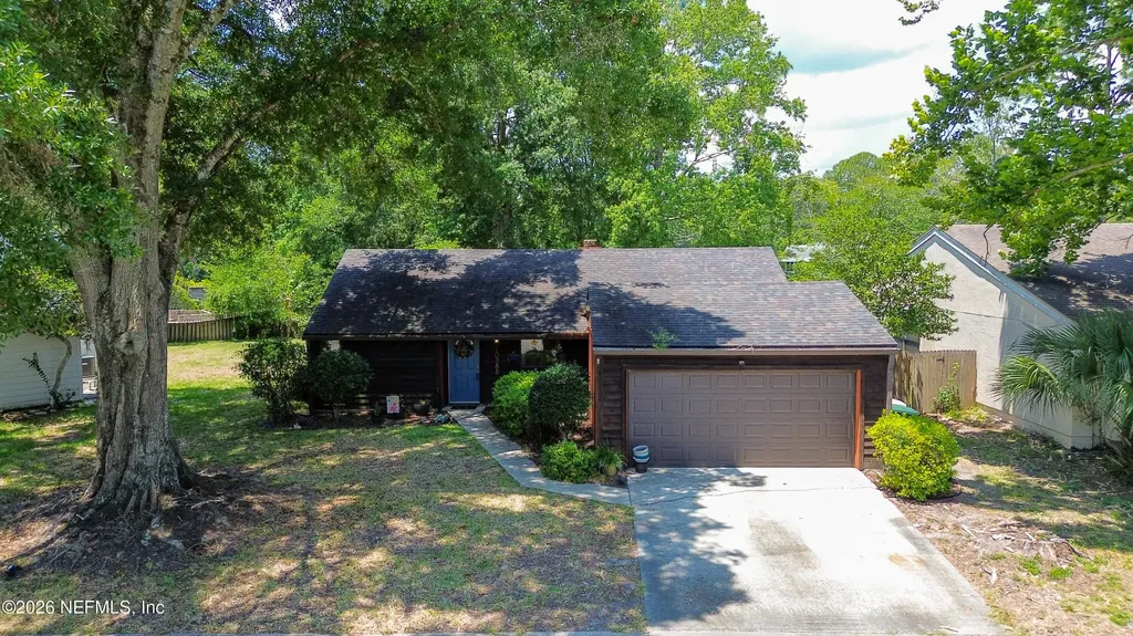 10388 Arrow Lakes Drive E Jacksonville FL 32257