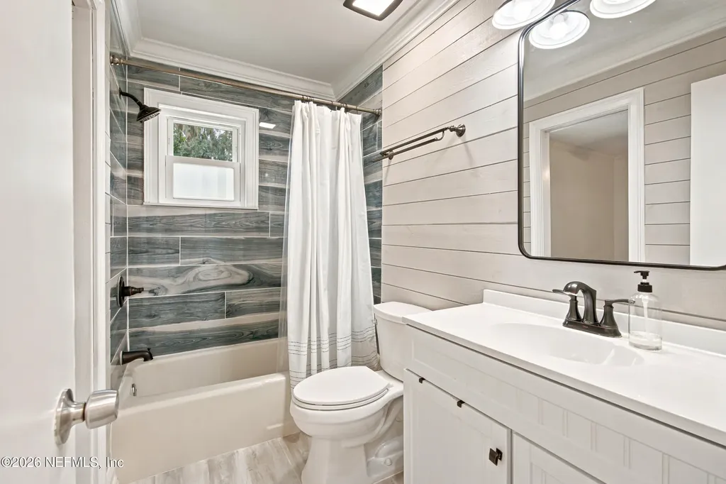 4423 Woodsong Loop W Jacksonville FL 32225