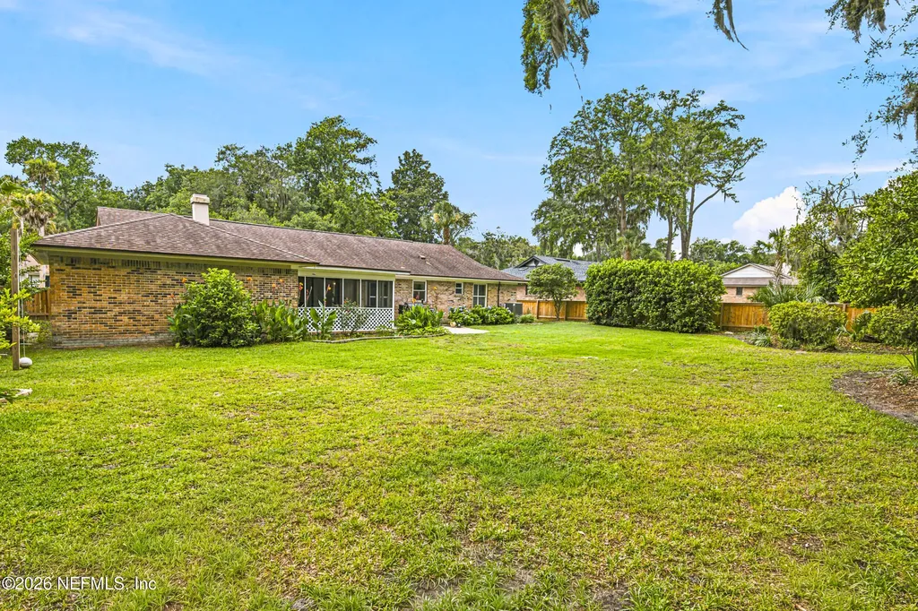 4423 Woodsong Loop W Jacksonville FL 32225