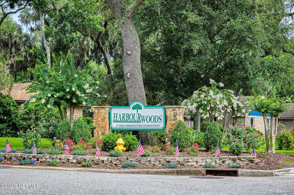 4423 Woodsong Loop W Jacksonville FL 32225