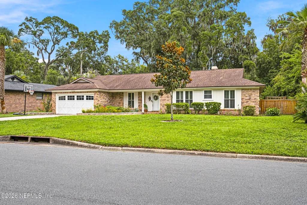 4423 Woodsong Loop W Jacksonville FL 32225