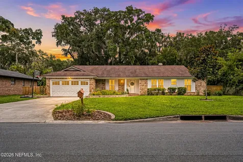 4423 Woodsong Loop W Jacksonville FL 32225