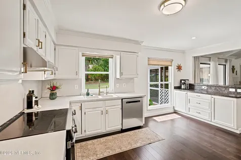 4423 Woodsong Loop W Jacksonville FL 32225