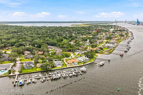 4423 Woodsong Loop W Jacksonville FL 32225